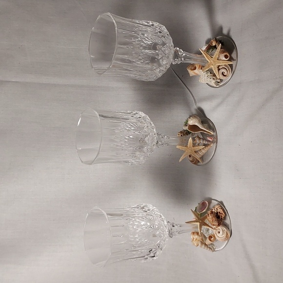 Handmade Shell Art Wine Glasses Crystal Cut Design Set of 3 - Picture 8 of 8